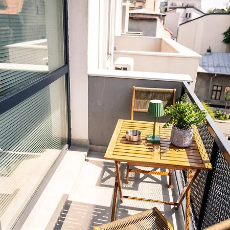 Caluna Studio Near City Center-2
